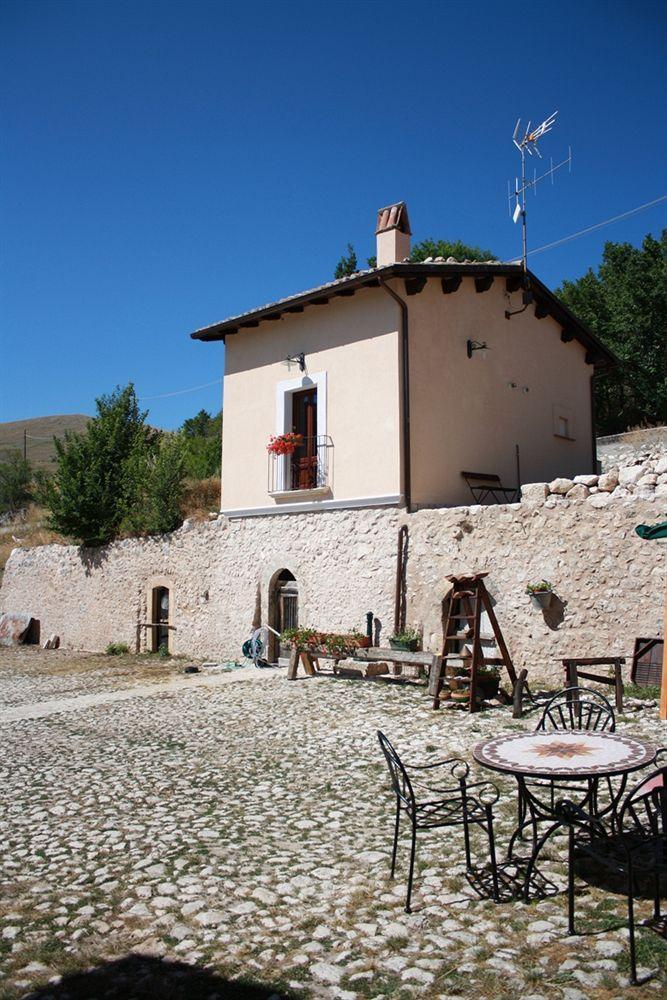 La Casa Su Le Dimore Del Borgo Santo Stefano Di Sessanio Bagian luar foto